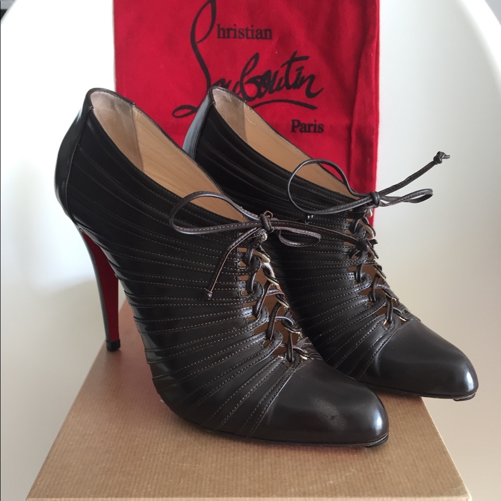 Christian Louboutin Inverness 100 Apollo Booties